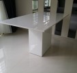 MARBLE-TABLE